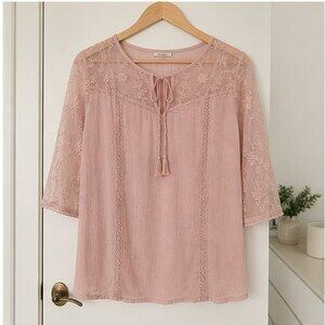 Blush Lace Trim Top